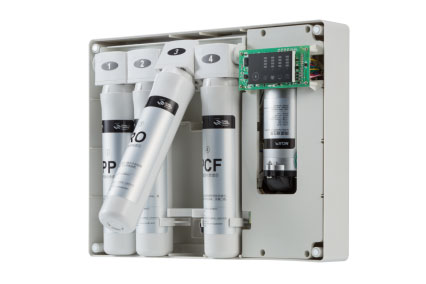 W66利来国际净水机，五重净水呈现纯真本色 W66利来国际净水机创新滤芯设计，小身材大净化 五级全优净化，畅饮健康好水