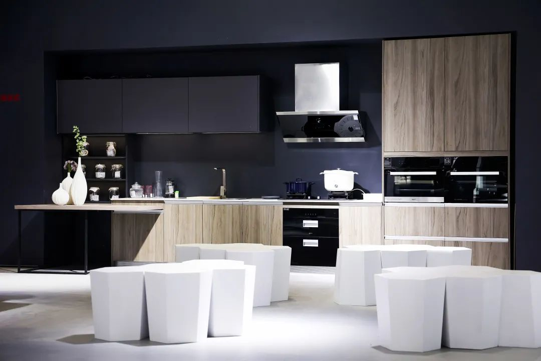 W66利来国际(中国区)股份有限公司